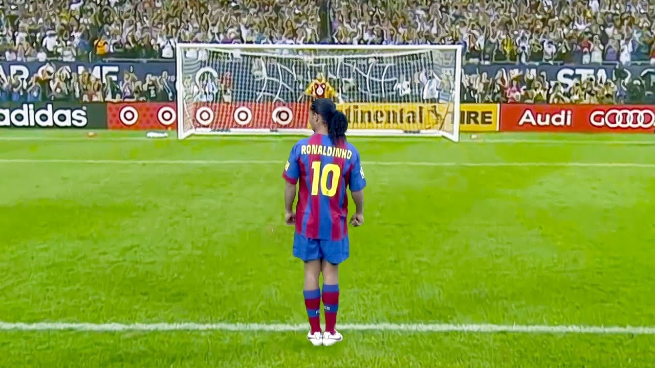 Unusual Penalty Kick That No One Expected