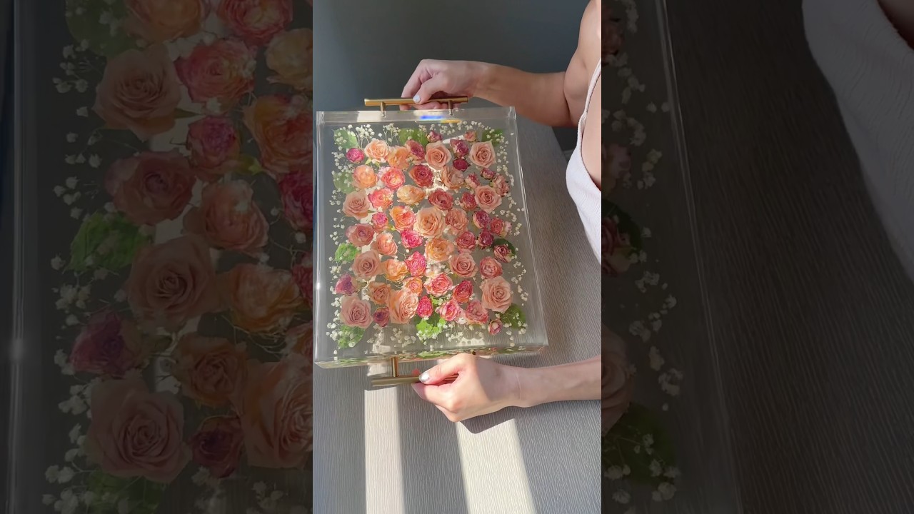 Resin Wedding Flower Tray #resin #flowerpreservation #bouquet #preservedflowers #epoxy #floralart