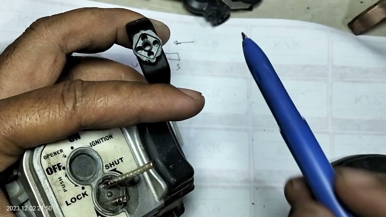 cara memasang magnet kunci.