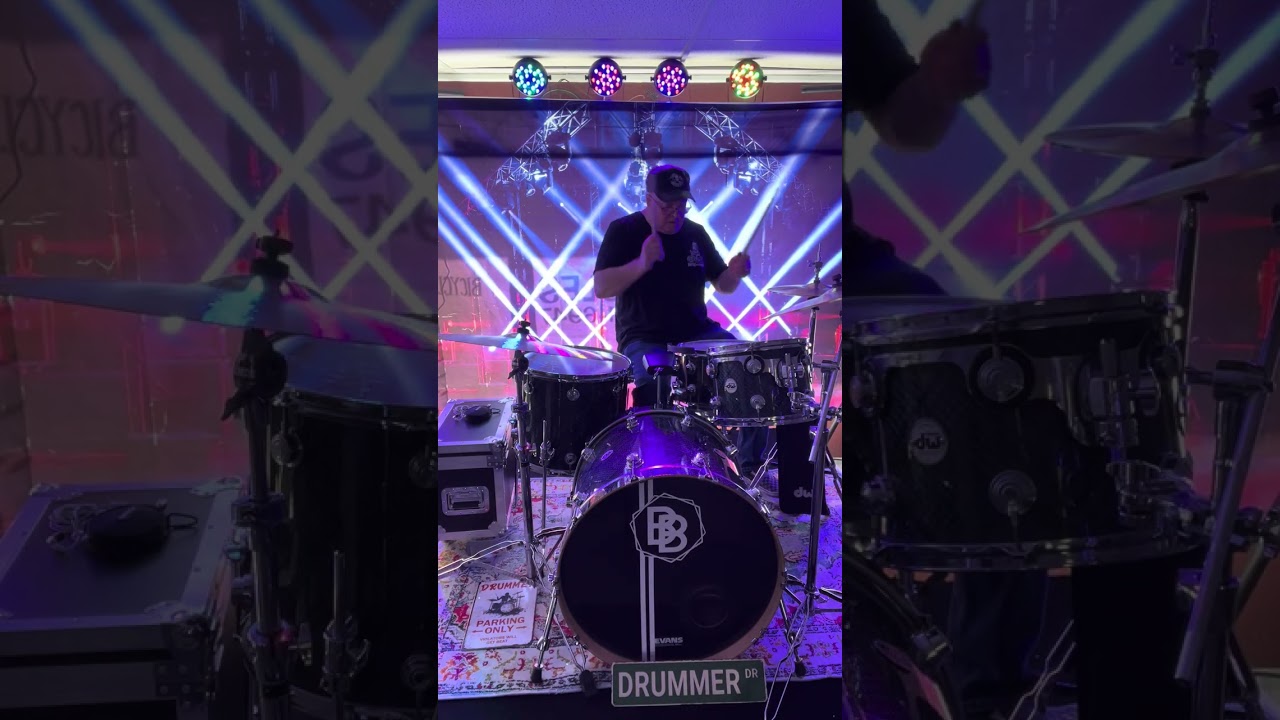COVERING,WHEN IM GONE,3DOORS DOWN,#shorts #shortsvideo #shortsviral #drums 