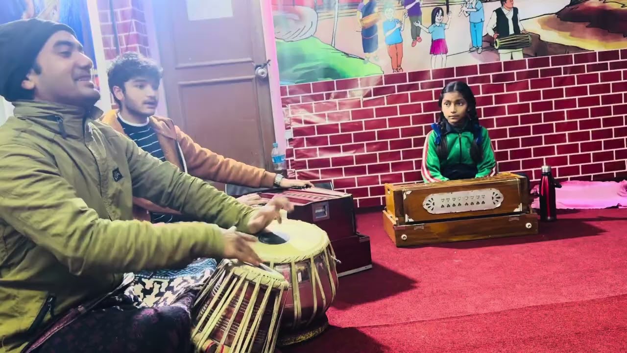 Practicing Raag Vrindavani Saranga // SaReGaMa Music Academy 