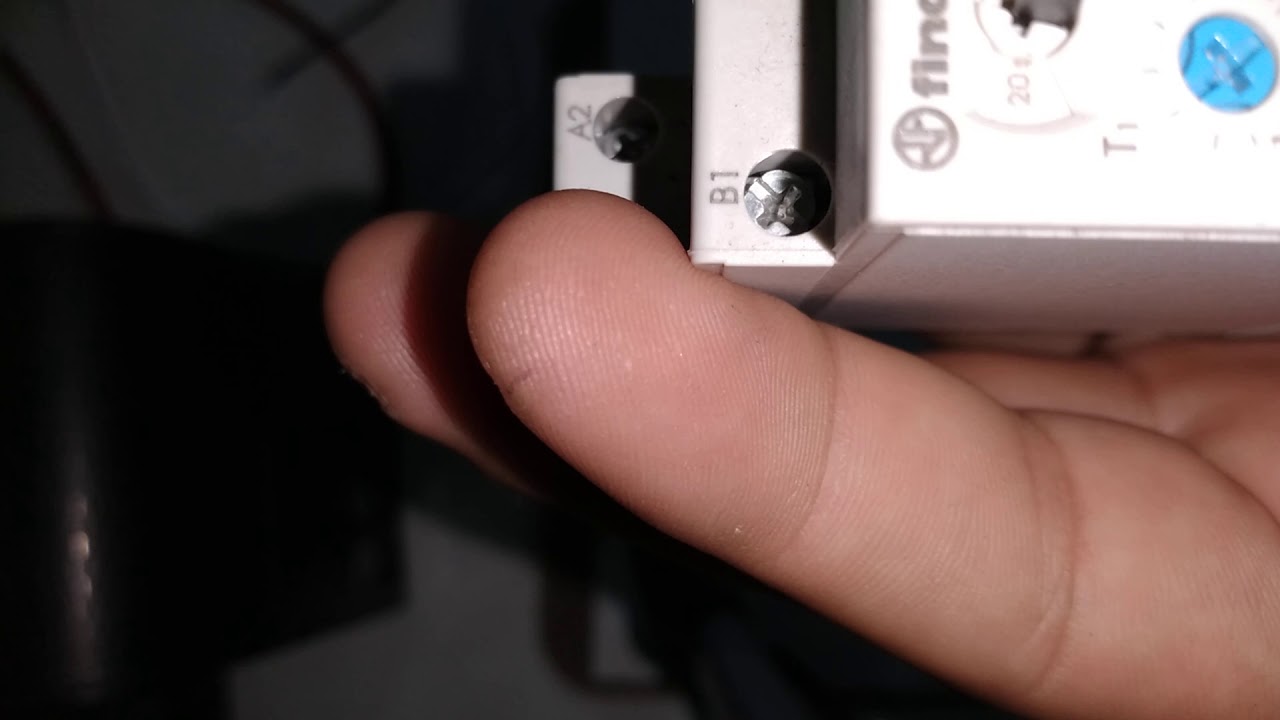 Generador de pulsos FINDER