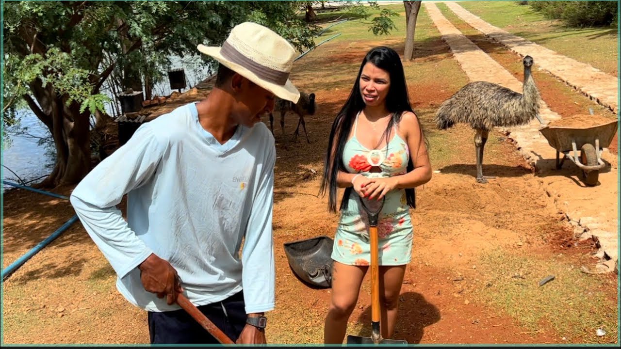ANDRÉ ACORDOU FELIZ PORQUE DESENTUPIU A VEIA ONTEM