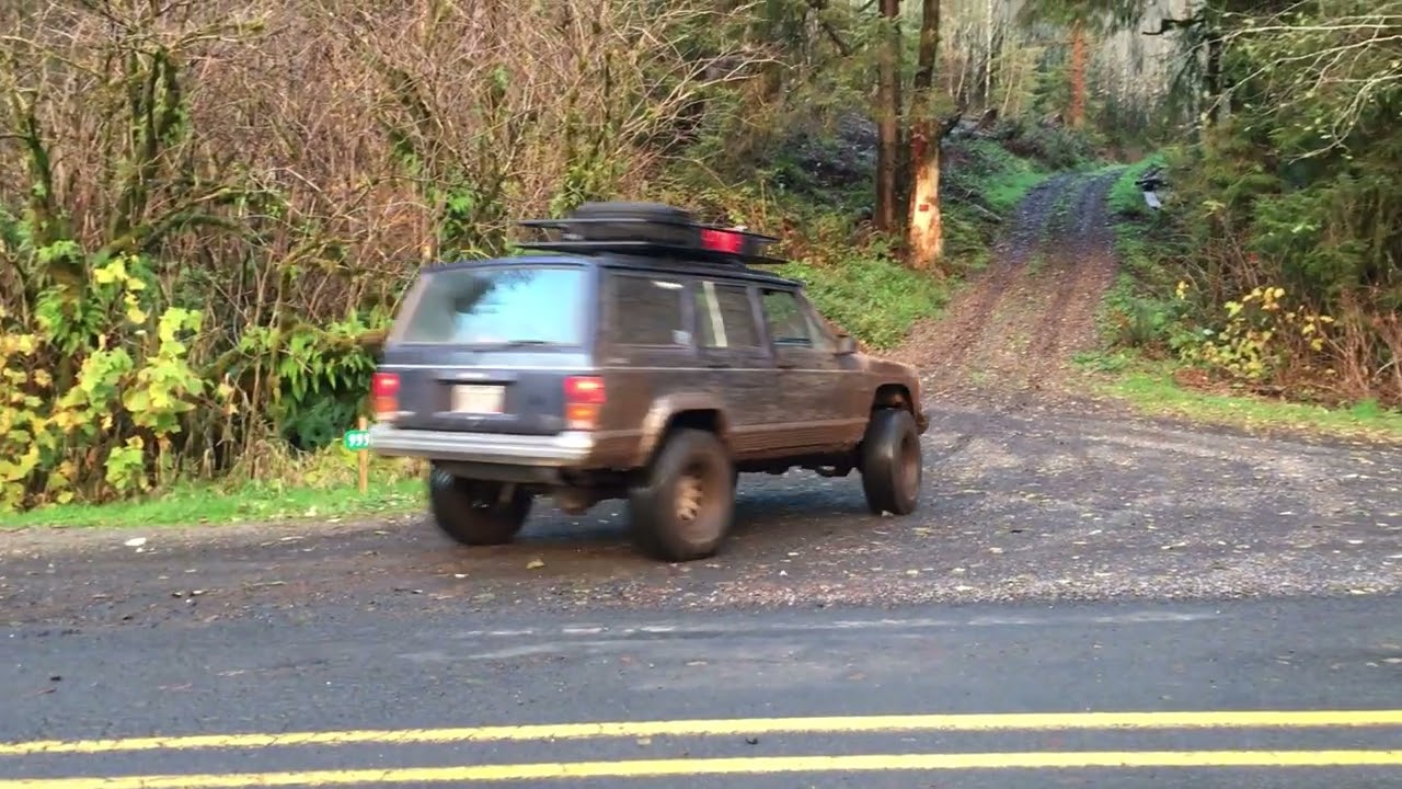 Jeep XJ Before and After 3 inch lift kit + off roading
