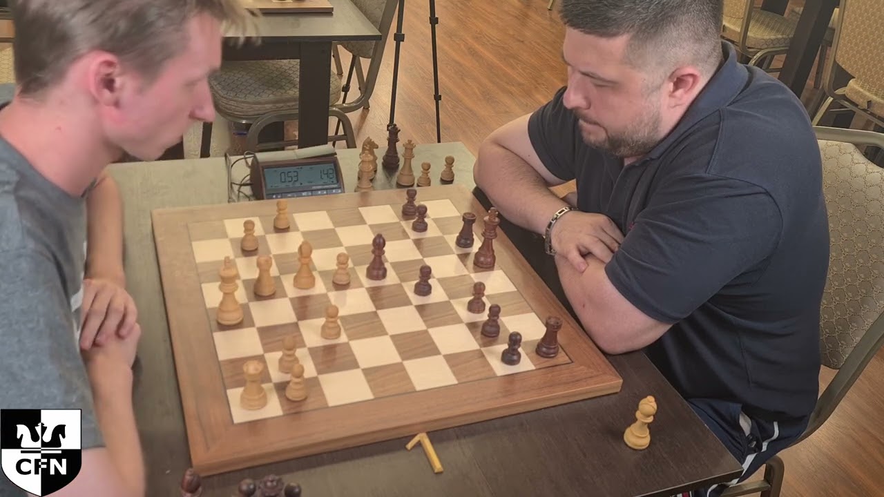 FM K. Zhitnikov (2331) vs GM Hummer (2524). Chess Fight Night. CFN. Blitz