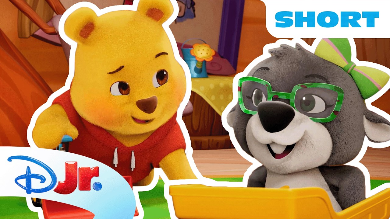 Bea and Pooh Bear Use Their Toys to Clean Up a Mess 🦫💛 | Playdate with Winnie the Pooh | @disneyjr