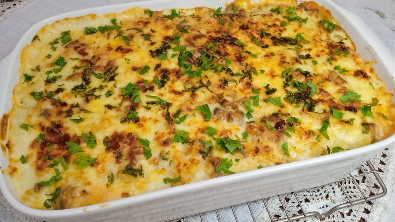 حرتي واش طيبي 🍆 غراتان باذنجان والبطاطا 🥔مشخش ومفرمج وبزاف بنين ولا أروع