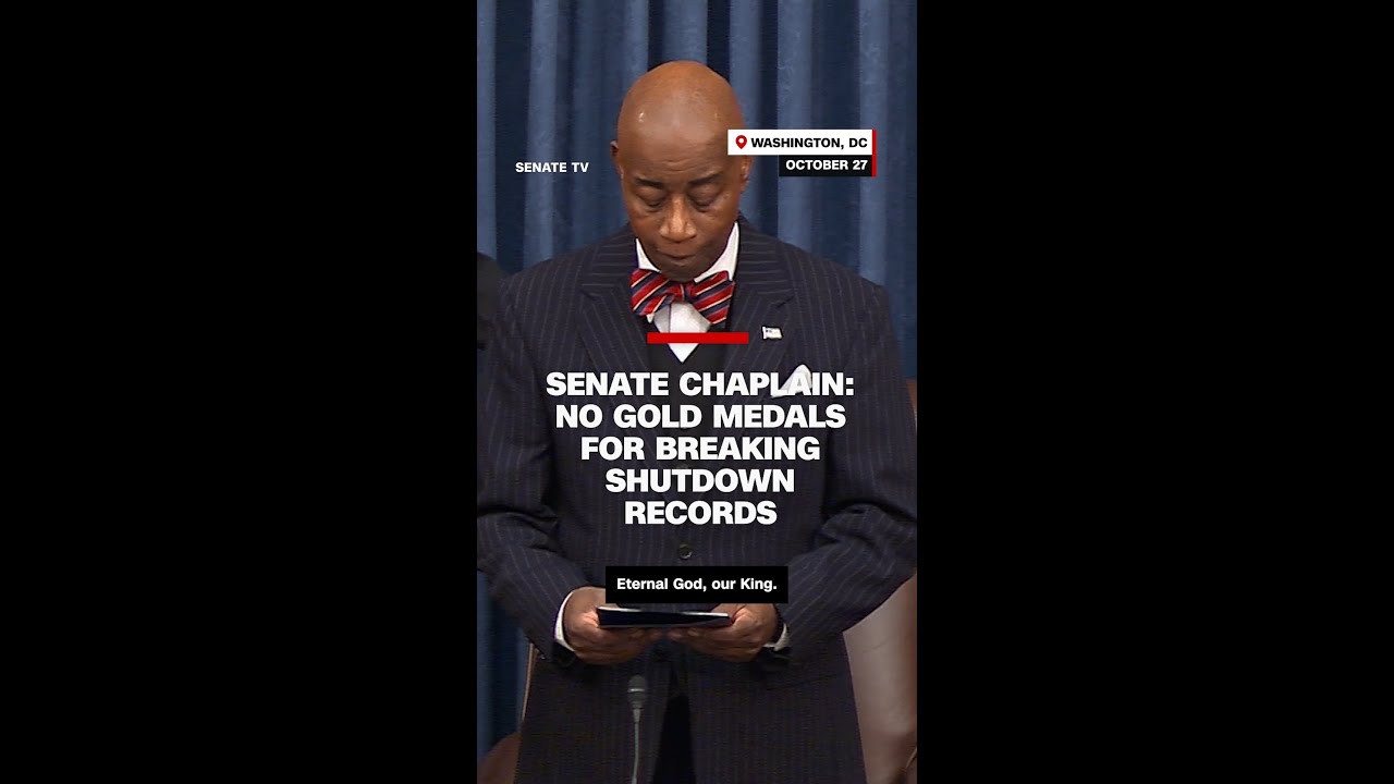 Senate chaplain urges senators to reopen government in prayer