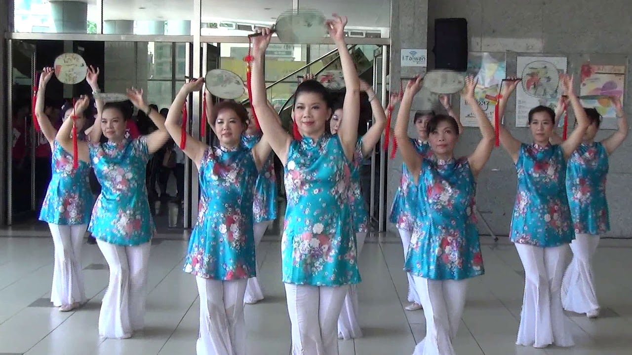 青花瓷 林秀霞老師(舞蹈教學) 2014美學館現代民族舞班
