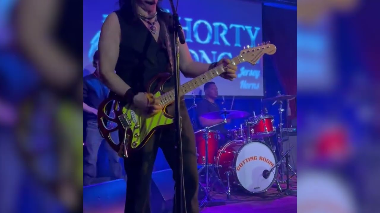 Paul plays a LiL solo and then SRV Pride n Joy with Shorty Long at Cutting Room NYC Jan 2026