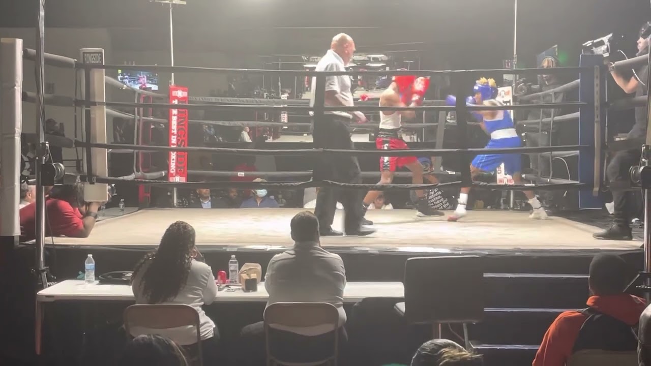 Salim Bey Vs Dennis Thompson, Fight of the year 10/22/2022 Philadelphia, Pa. Amazing Fight.