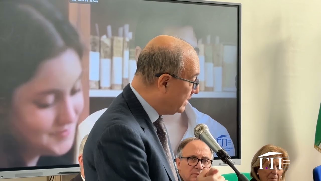 Il Ministro della Istruzione e del Merito al Liceo Classico e Musicale 