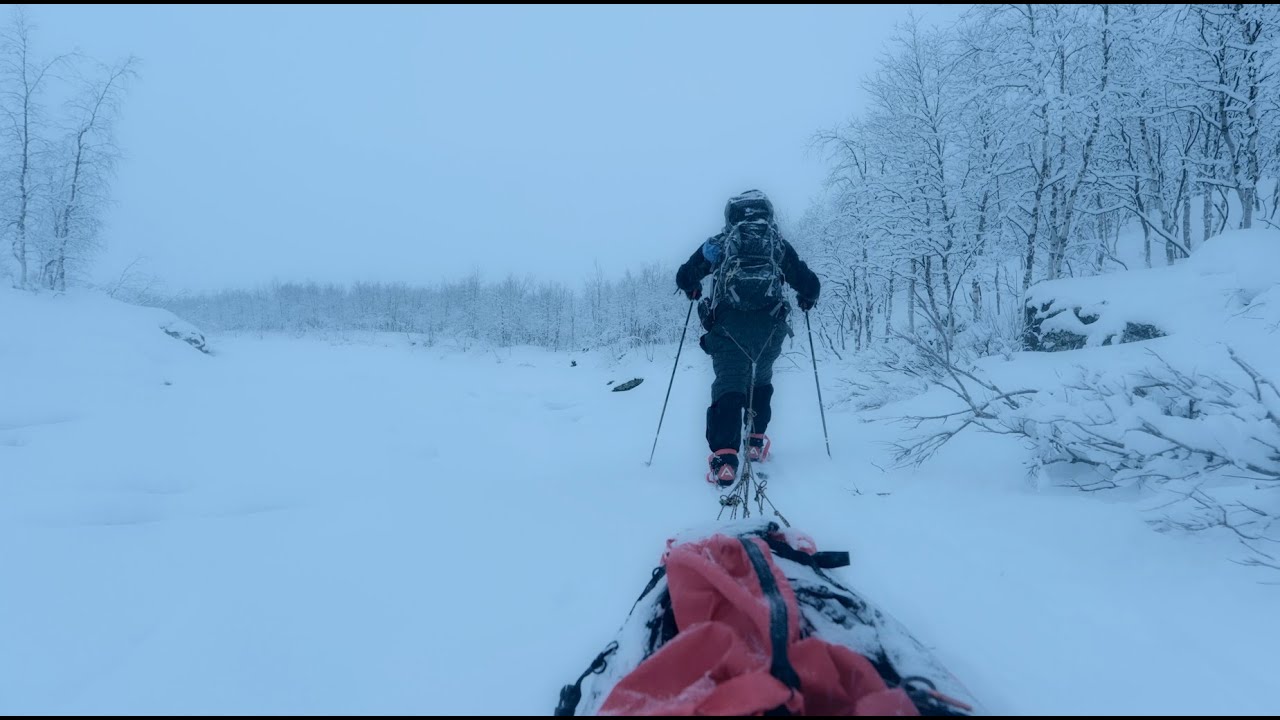 Strange Vacations - at the borders of sarek deep winter void