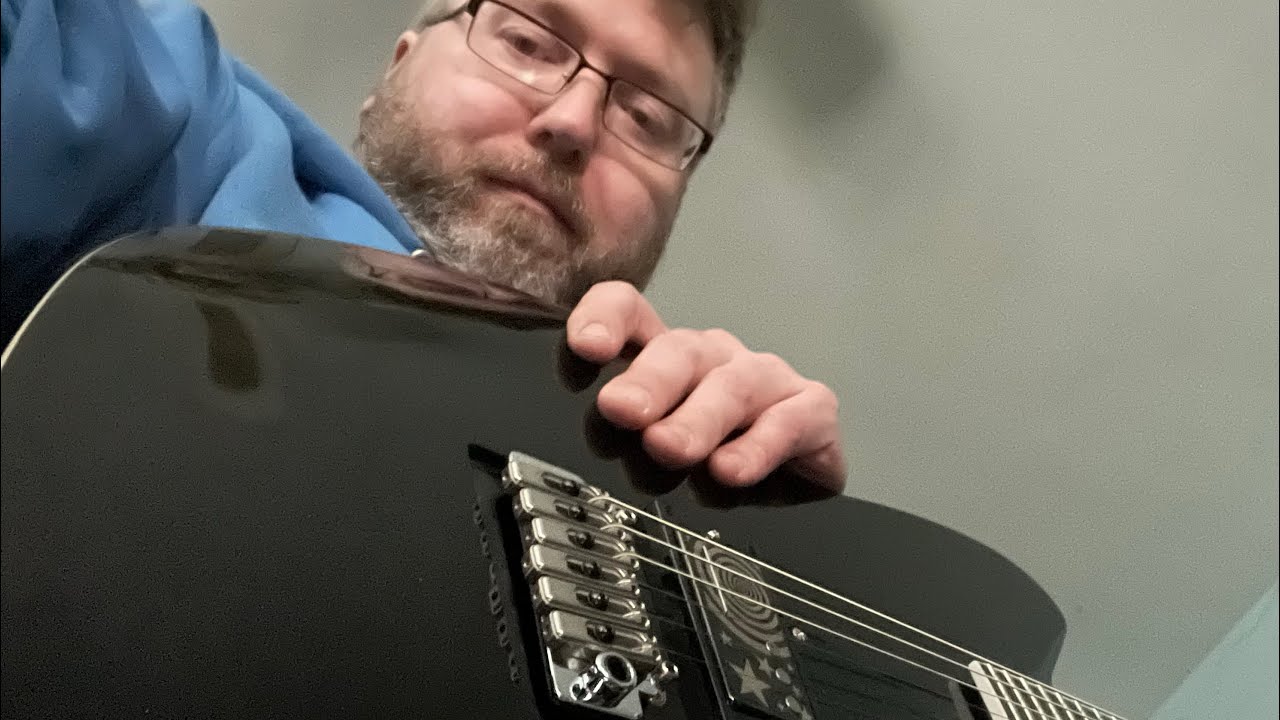 Rare Guitar: Reverend Ken Special 9 of 24) Sound Demo, Tone Master Pro, Looping, Diads, improvised. 