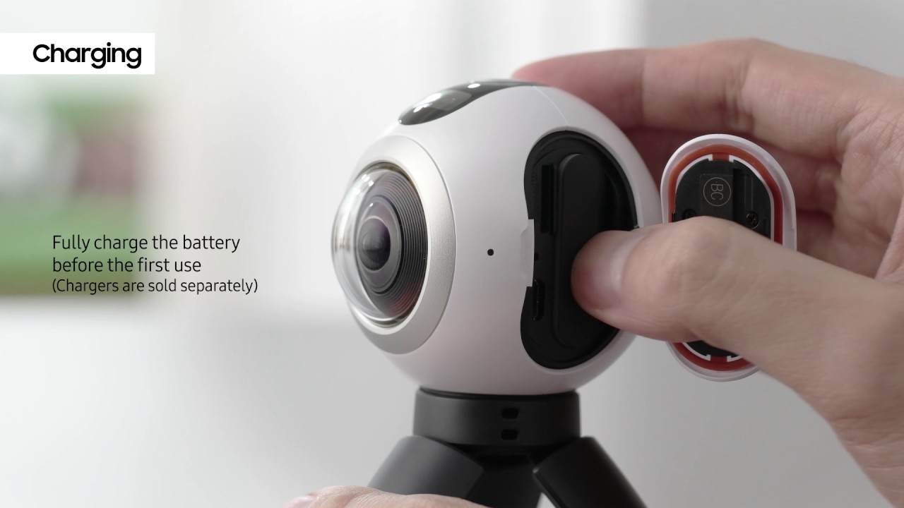 Samsung Gear 360 | How To: Unboxing and Charging