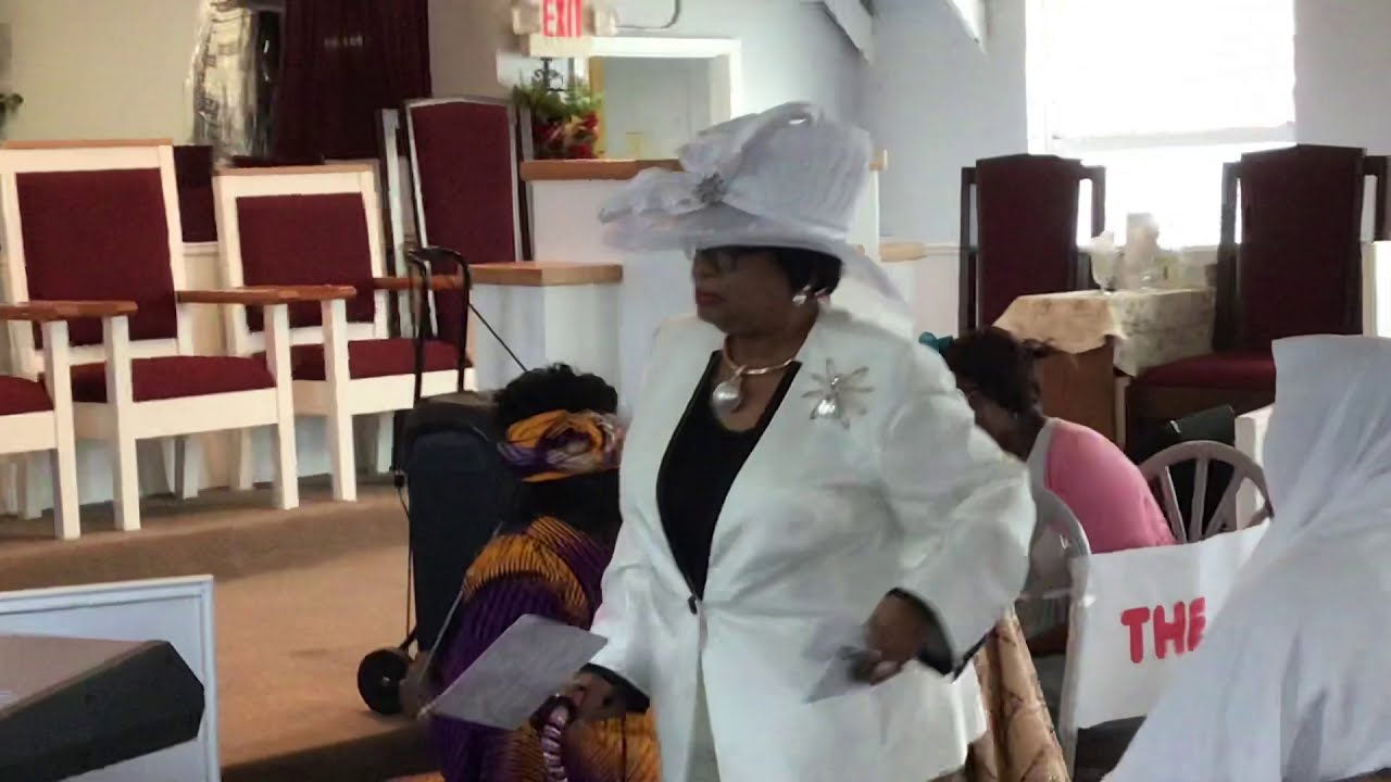 The Glory Train (A Skit) Director Sis. Elnora Beard Dr. David Harp, Sr. is Pastor