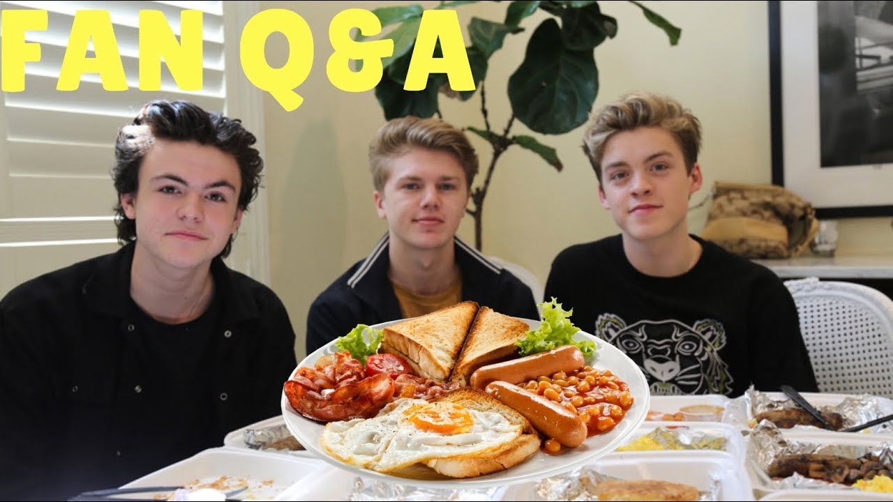 EATING TRADITIONAL ENGLISH BREAKFAST W/ NEW HOPE CLUB
