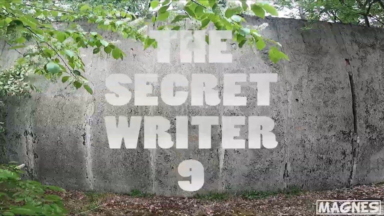 THE SECRET WRITER 9 - Black & White !