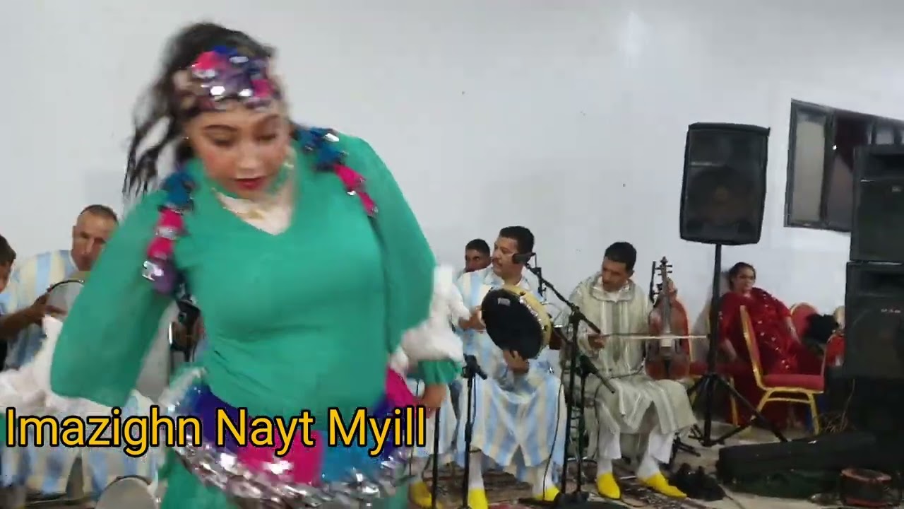 قصارة زاهيه مع الفنان حسن الشواف والفنانة عائشة البقريث والفنان با يوسف