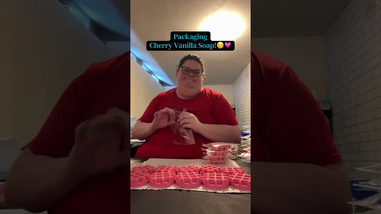 Packaging Cherry Vanilla Soap!☺️💗