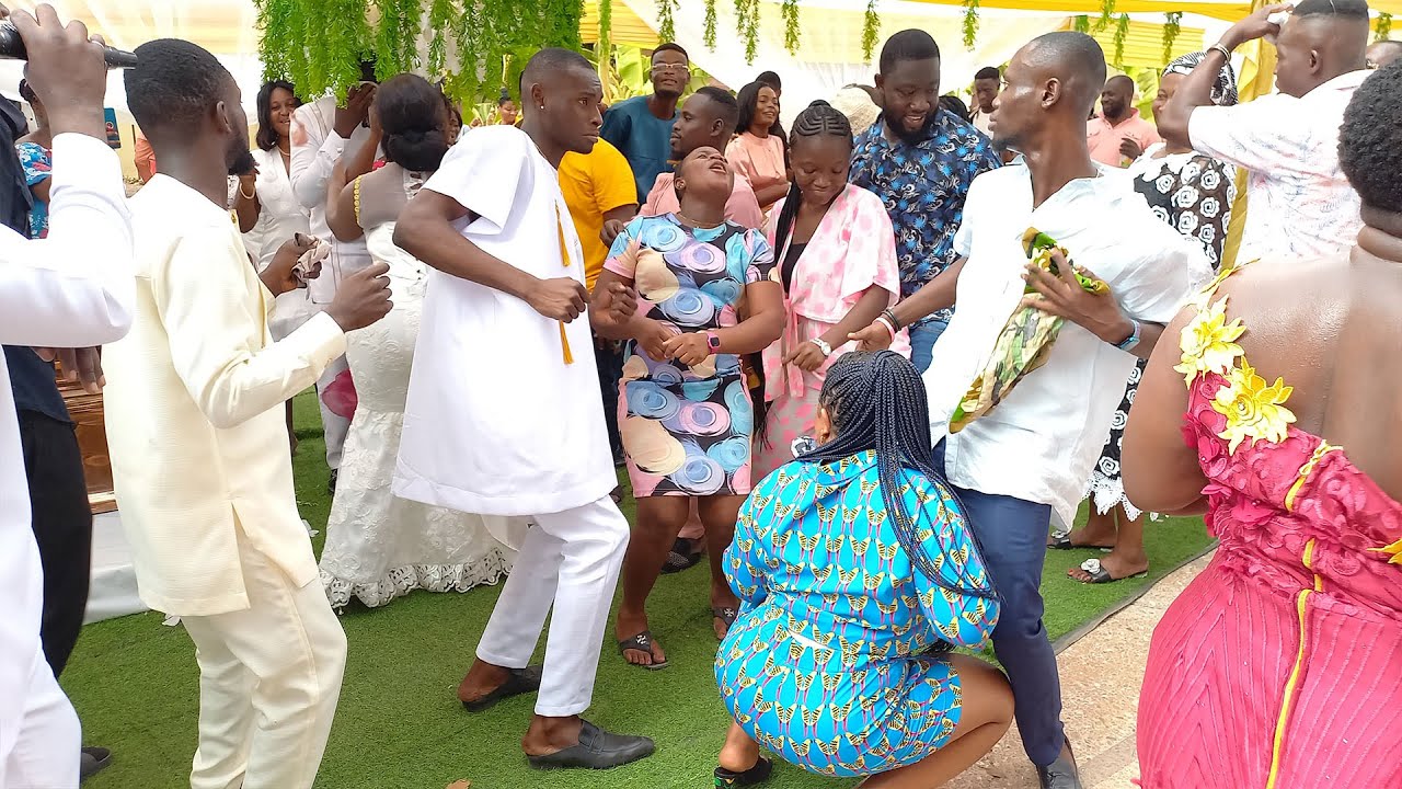 Daddy Lumba Songs Well Played By Royal Harmonies Band On Apuutoo Live Band Music #ghanaliveband
