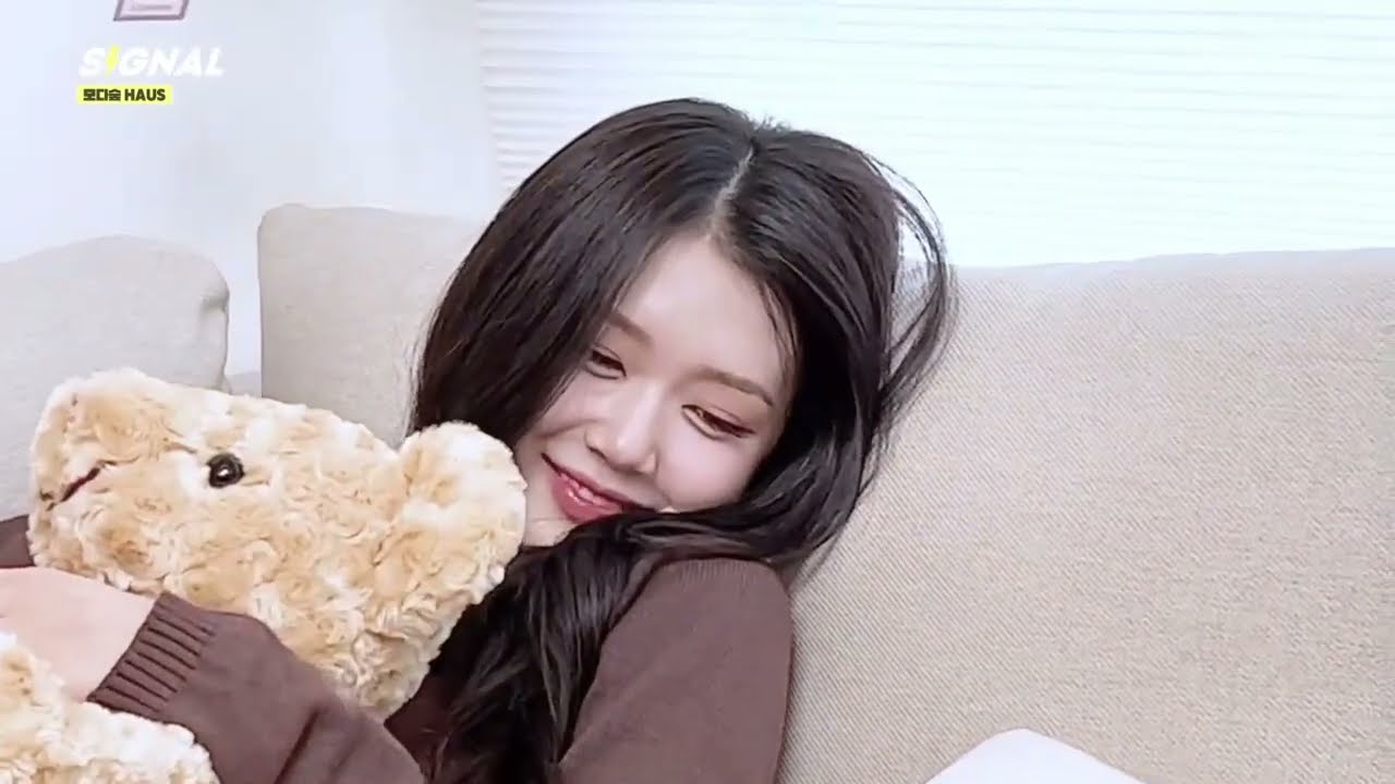 tripleS VV moments to watch while you wait for their comeback