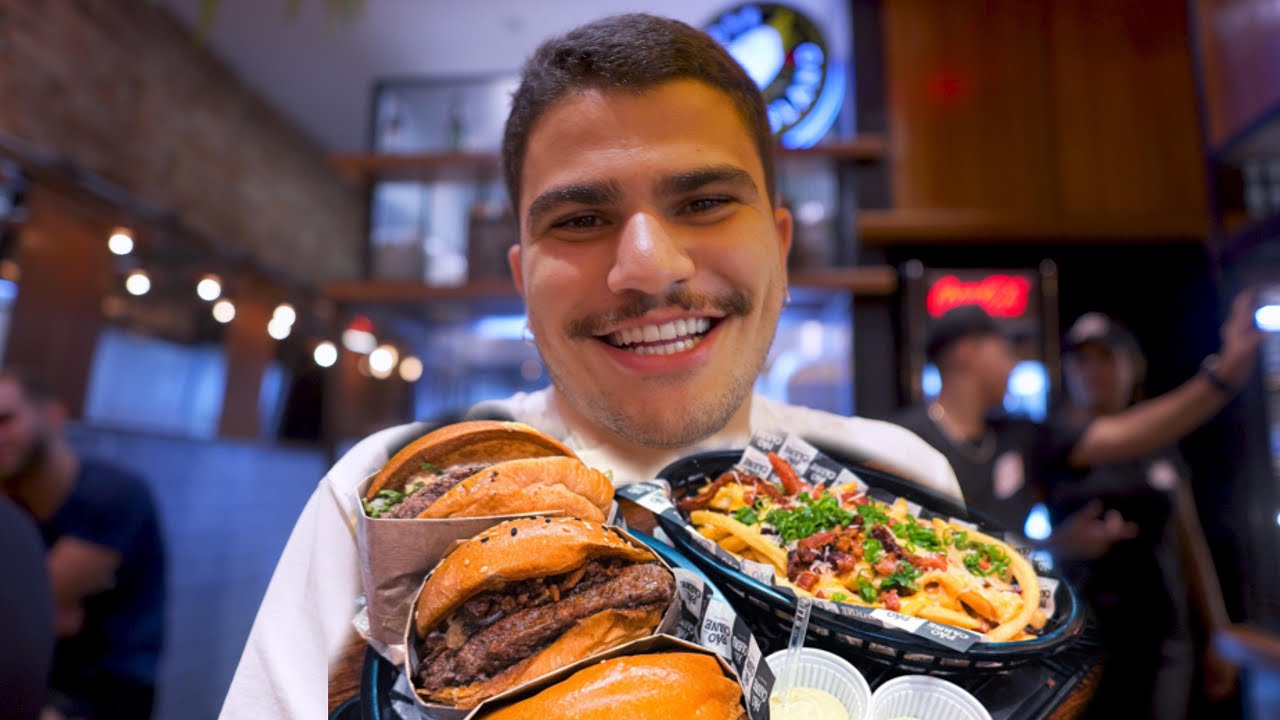COMENDO NA MELHOR HAMBURGUERIA DE S&Atilde;O PAULO | P&atilde;o com Carne.
