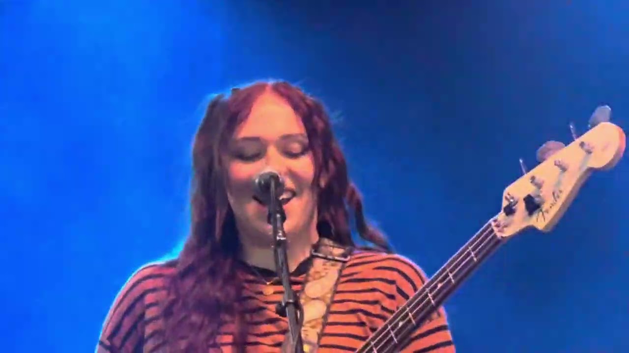 unpeople - waste LIVE at download festival XXII