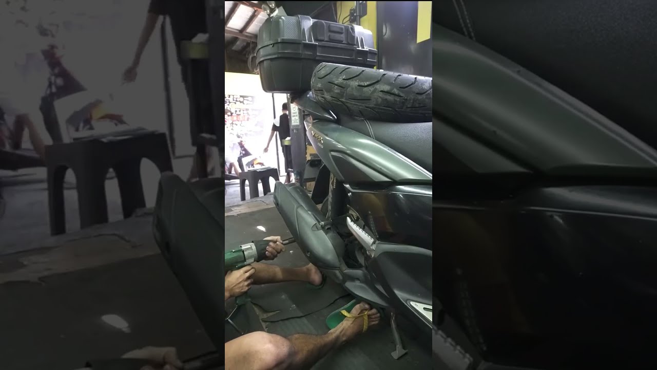 Yamaha Nmax Tire Change