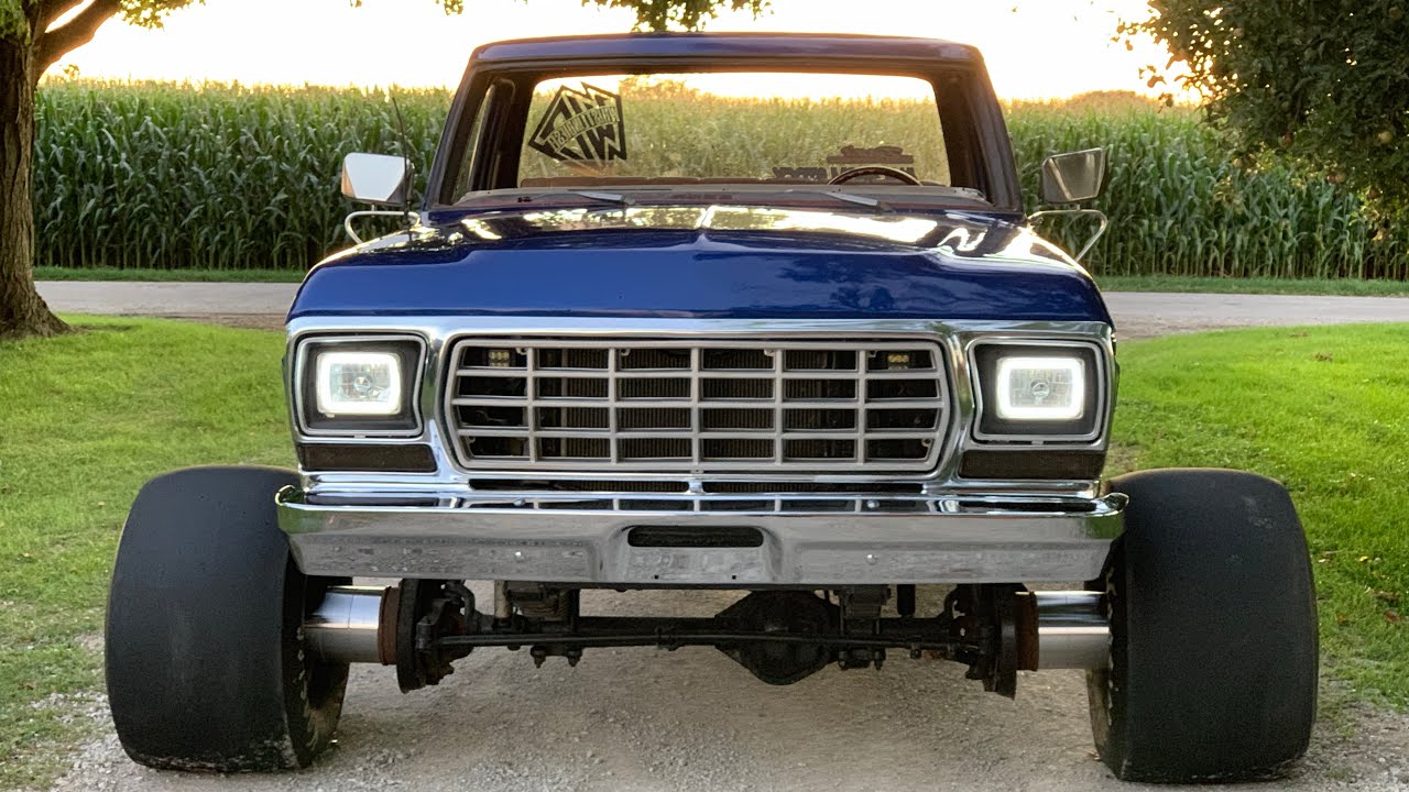1979 F250 on 12” spacers and 24” wide slicks rips up pavement
