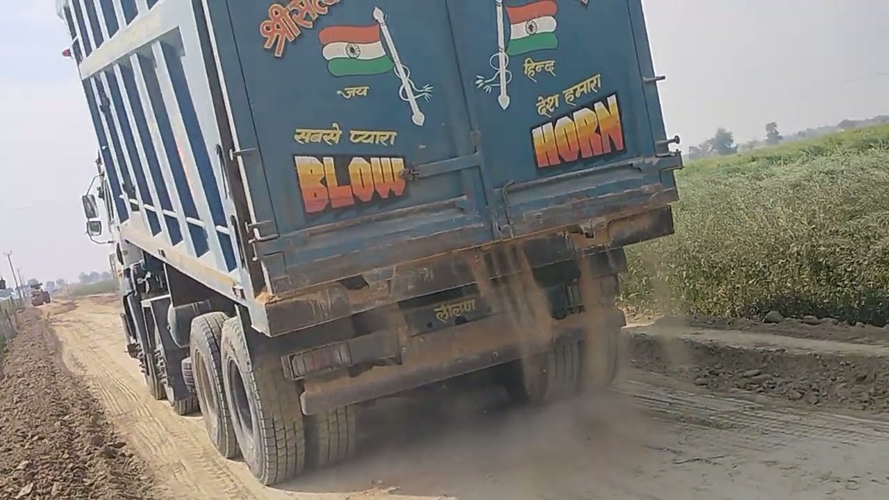 इतना बड़ा ट्रक आपने कभी नहीं देखा होगा