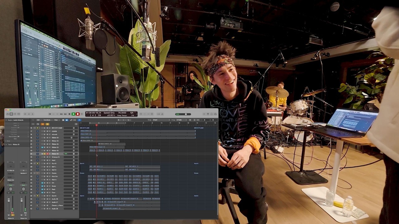 Jacob Collier creates a song with the students of NYU&rsquo;s Sony Audio Institute
