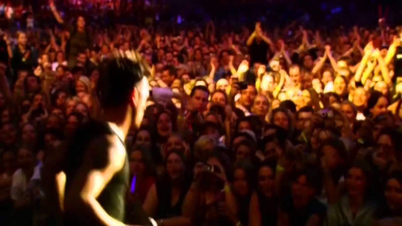 Strong | Robbie Williams | Live From Cologne