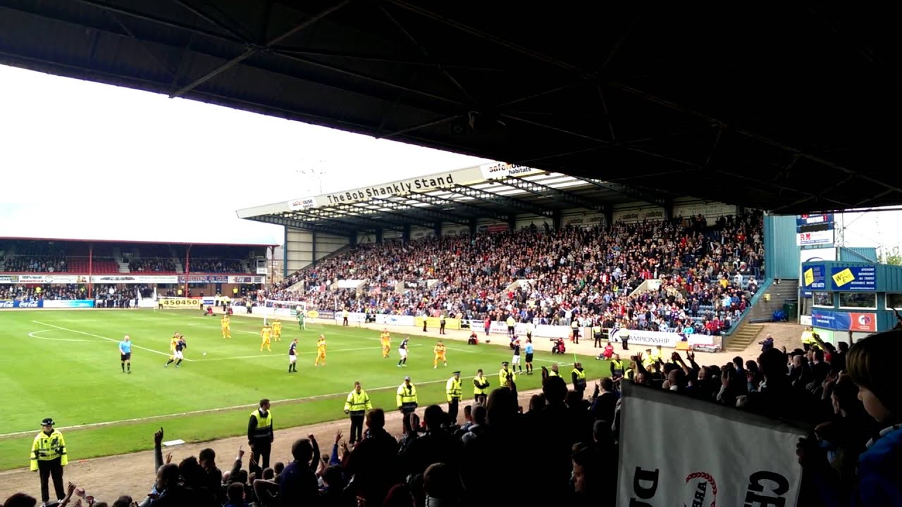 Dundee fc win the championship