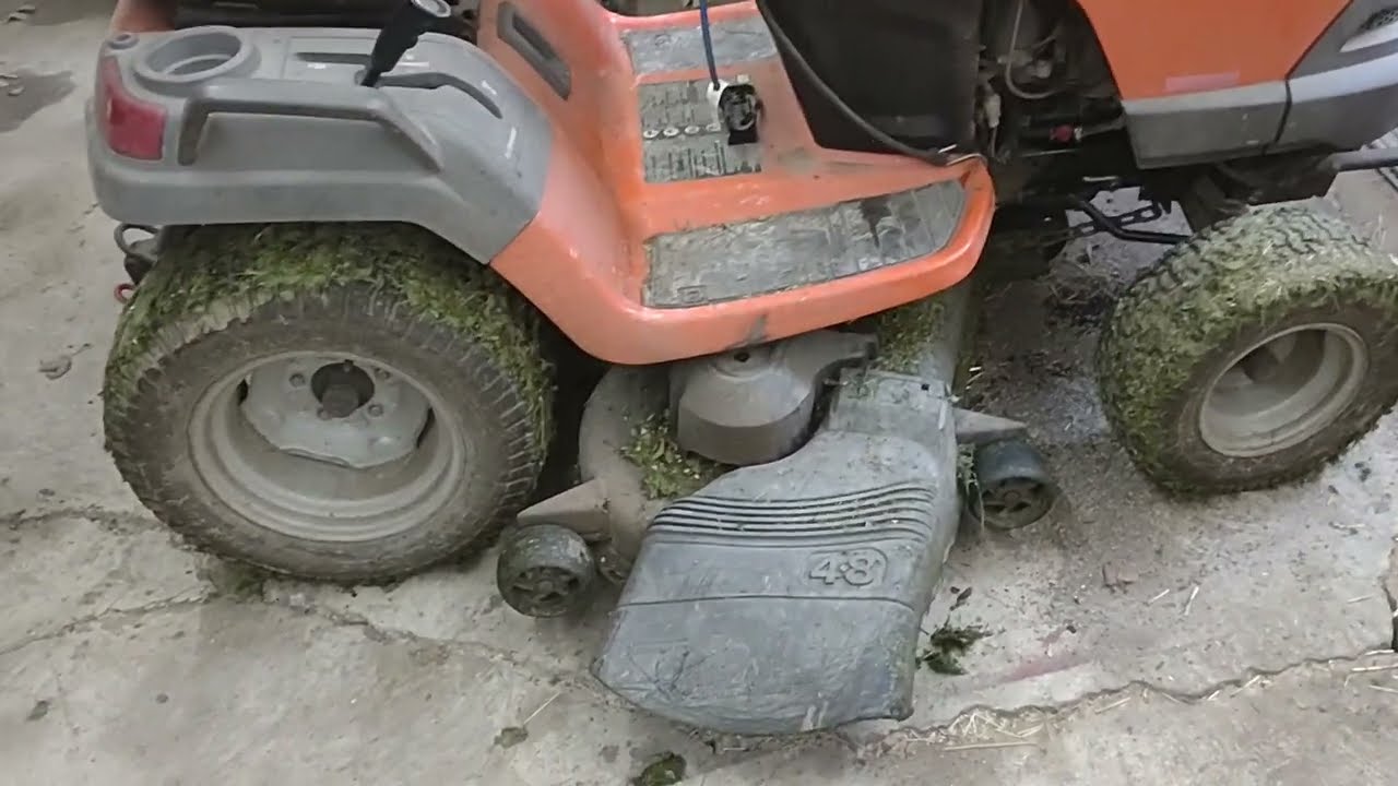 Lawn mower deck height adjustment #husqvarna #lawnmower #diy