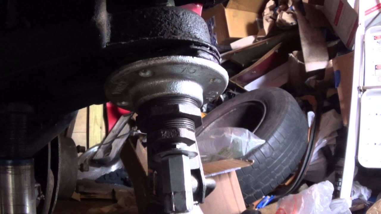 1983 Mercedes-Benz 240D - part 165: DIY - replacing rear subframe mounts