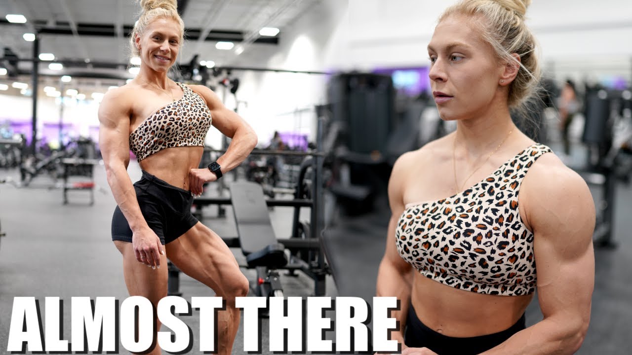 THE LAST WORKOUT BEFORE SHOW DAY | Starting to carb up
