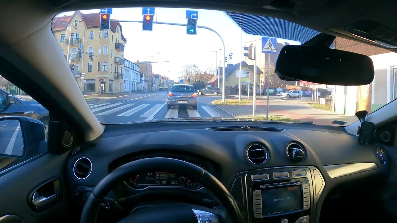 Mondeo MK4 2.0 Duratec POV CITY DRIVE - [4k60] - Sunny weather