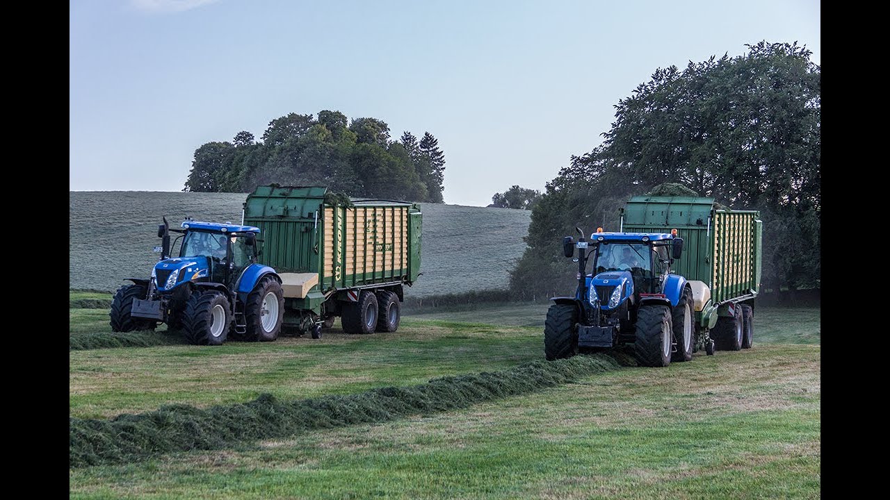 2x Krone ZX 450 GD Ladewagen | 2x New Holland Traktoren