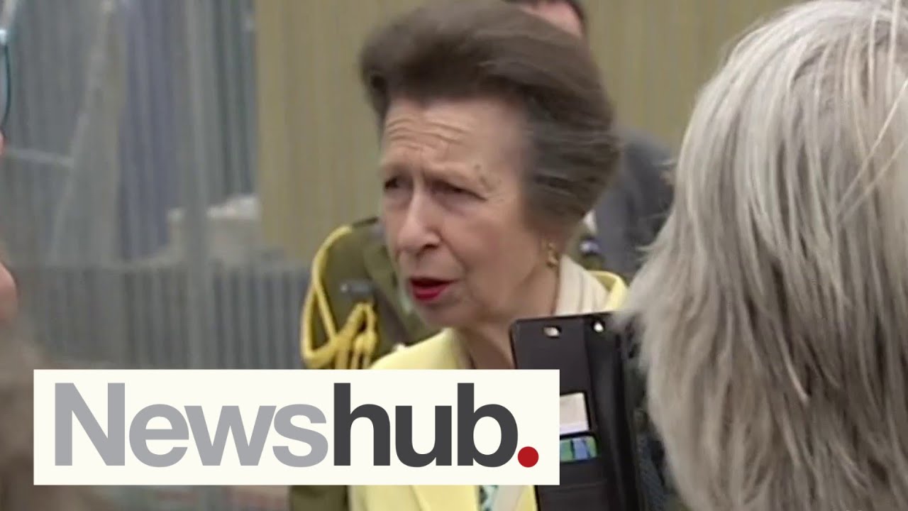 Hundreds flock to catch glimpse of Princess Anne - but she's not the only Royal in NZ | Newshub