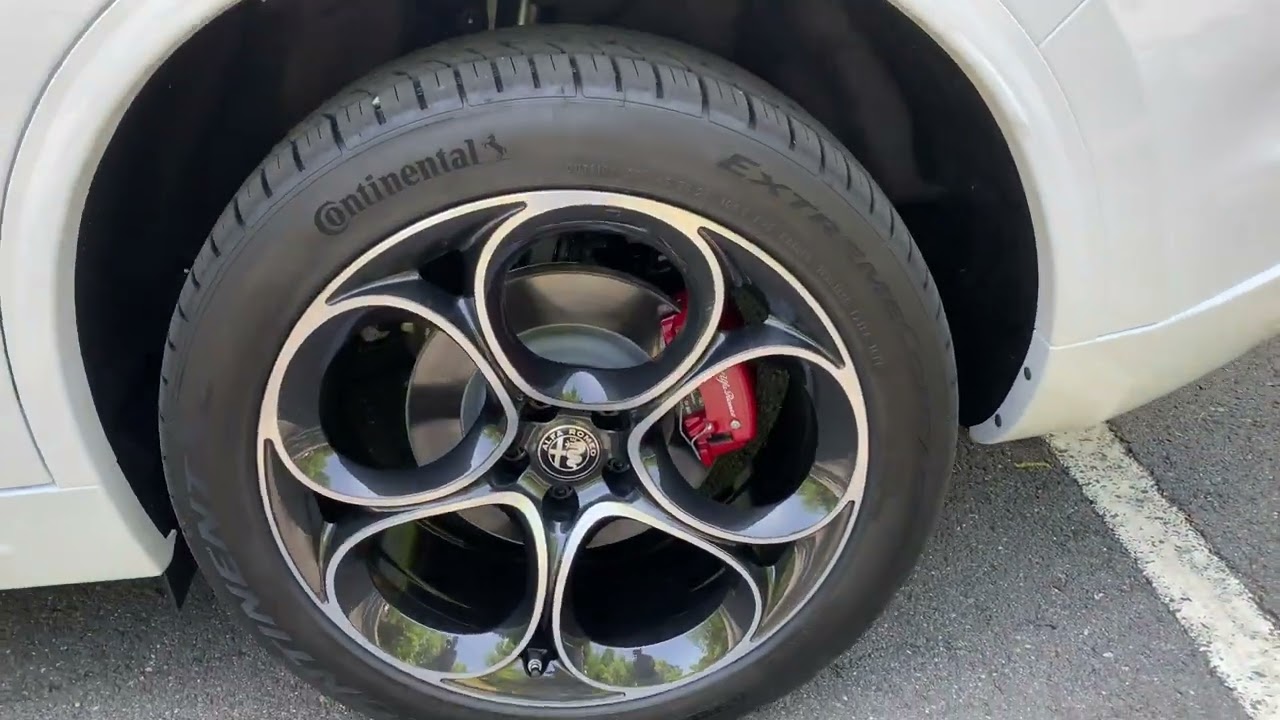 Обзор шин Continental Extreme Contact DWS06 Plus | Alfa Romeo Stelvio Veloce
