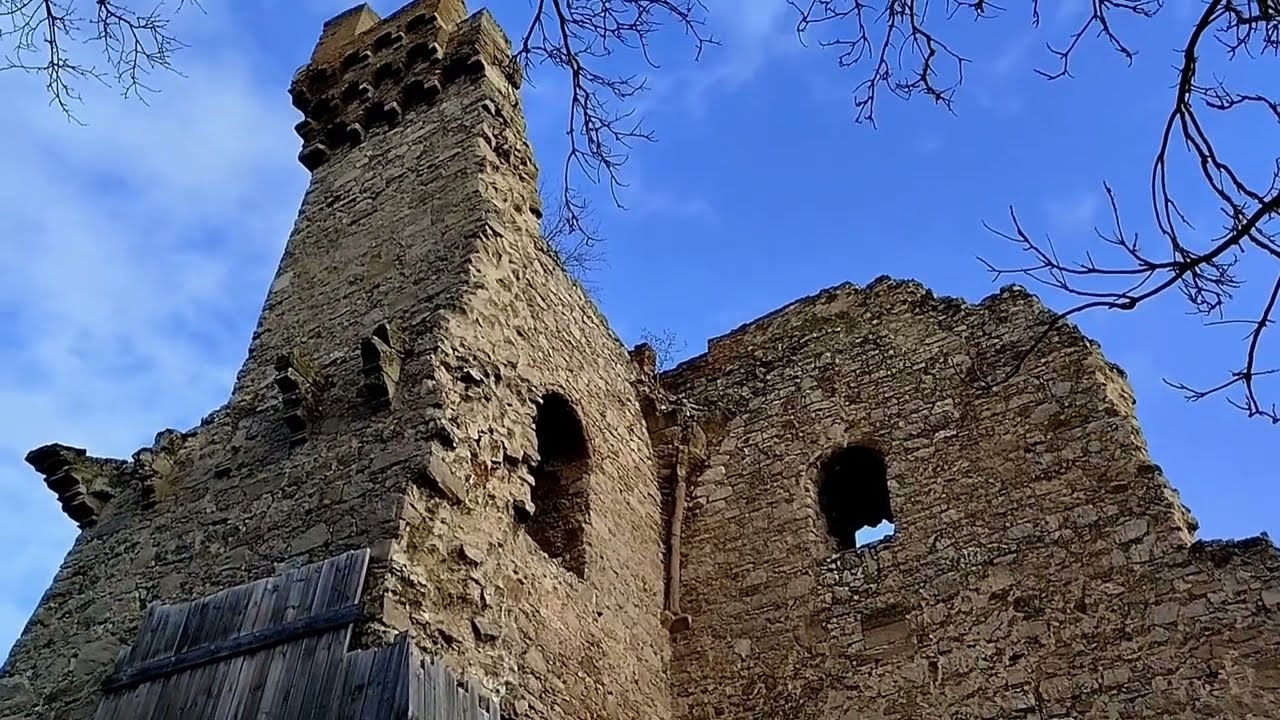 Символ Феодосии, в катострофическом состоянии, Кафа 2550 лет. 