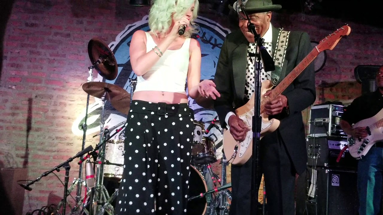 Buddy Guy & Joss Stone Fever jan 11 2019 Legends Chicago  nunupics