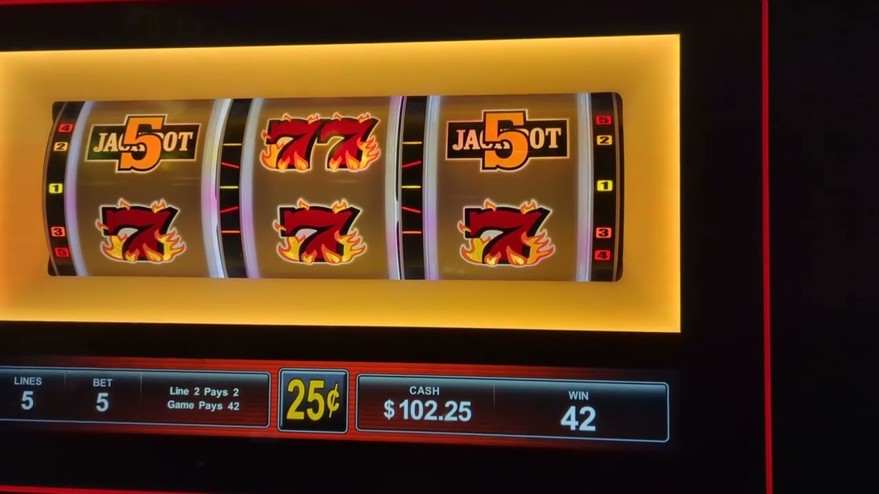 Playing Double Jackpot 777s at  Casino Niagara in Niagara Falls Canada. #slots  #casino  #gaming