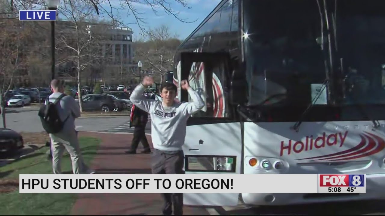 High Point University students head to Oregon
