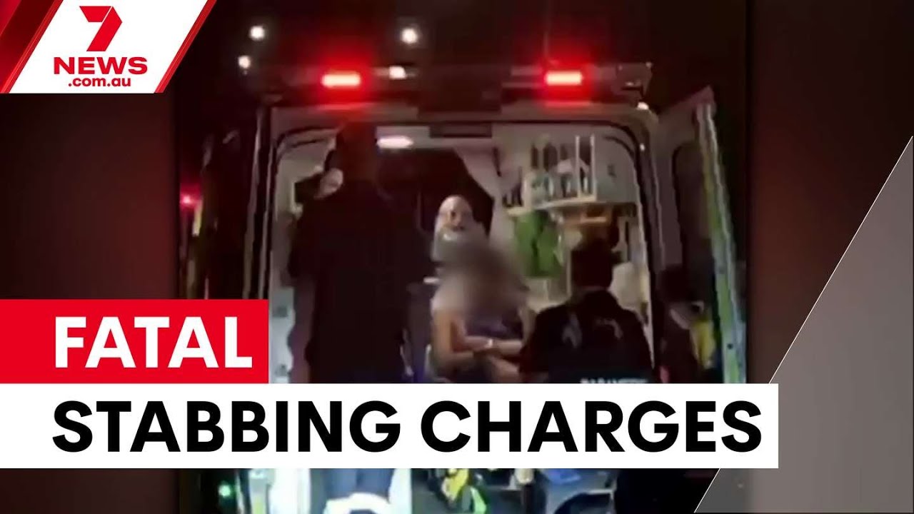 Teenagers charged over fatal stabbing of Melbourne security guard | 7NEWS