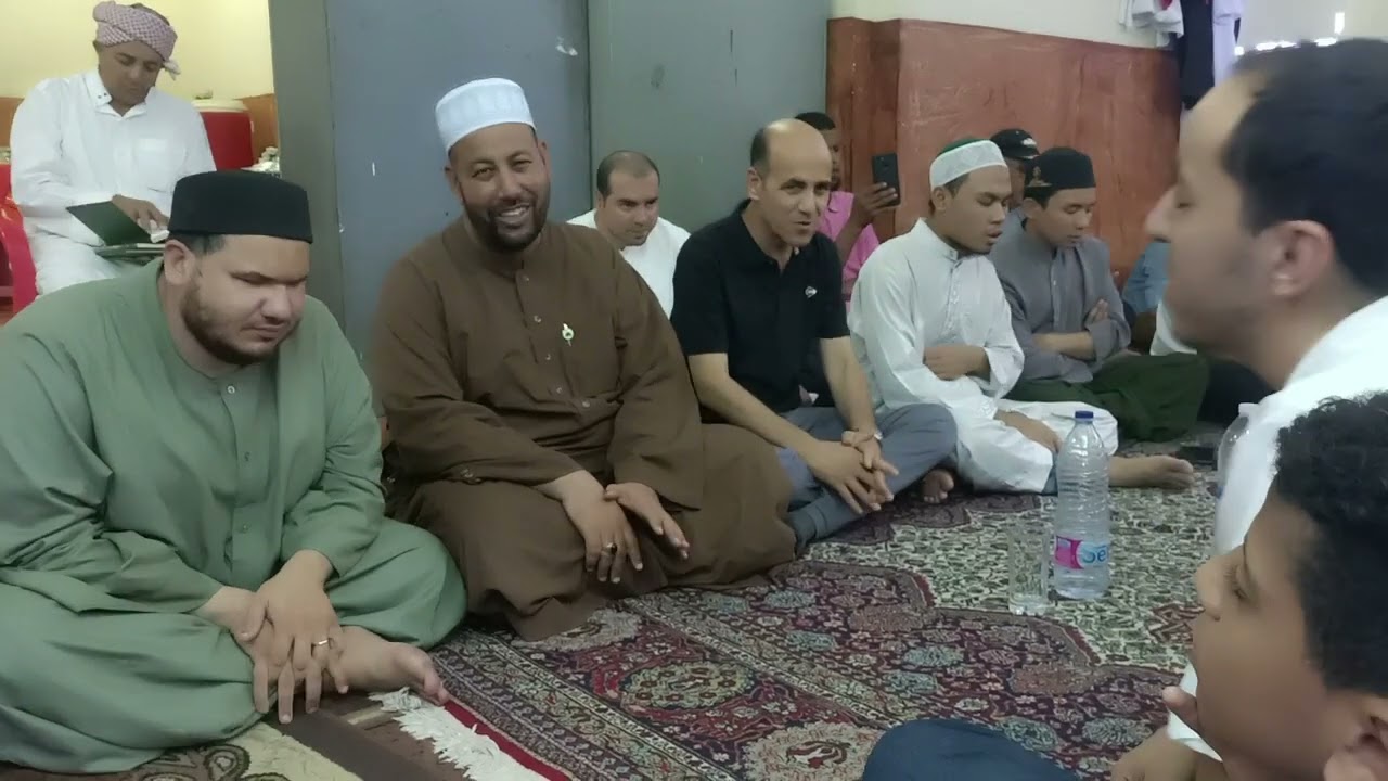 يارب صل على النبي وآله وكذا السلام منور يتشعشع بصوت الشيخ محمود إبراهيم درويش