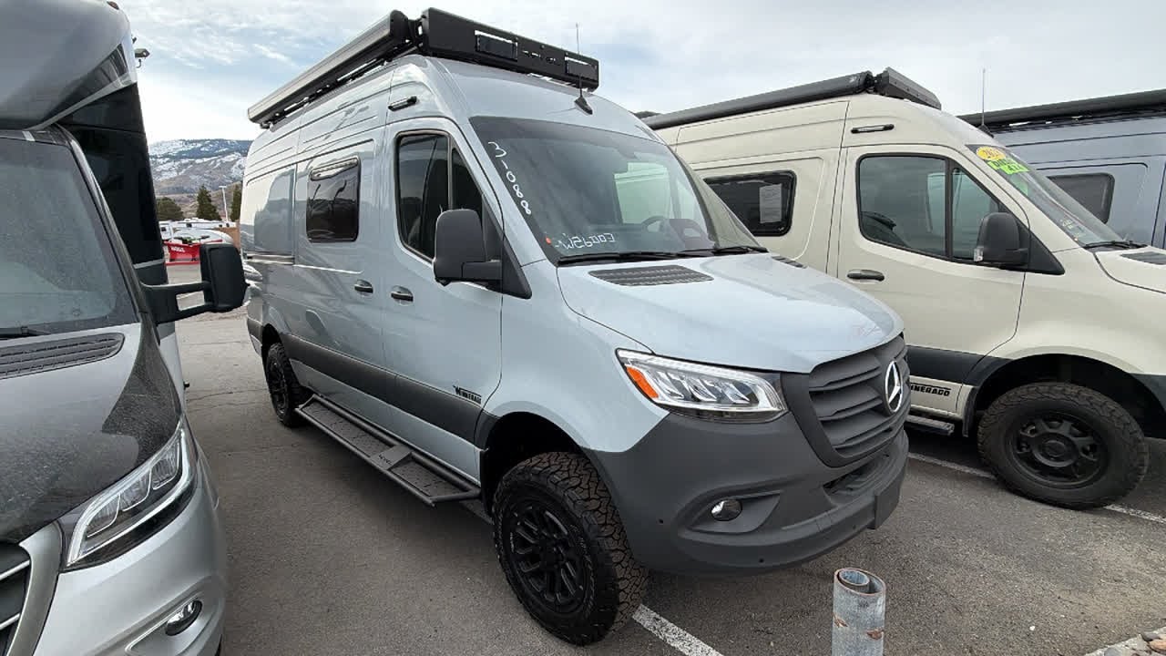 2026 WINNEBAGO REVEL 44EC NV