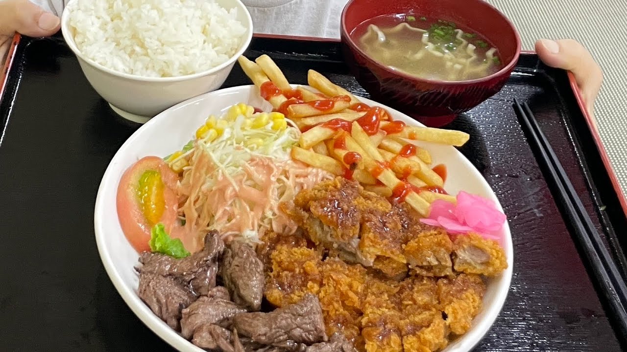 安い！肉！大ボリューム！宜野湾マルシェの食堂が最高のメニューを取り揃えた歓喜のお店だった！【沖縄観光/宜野湾】【うろ覚えシリーズ】