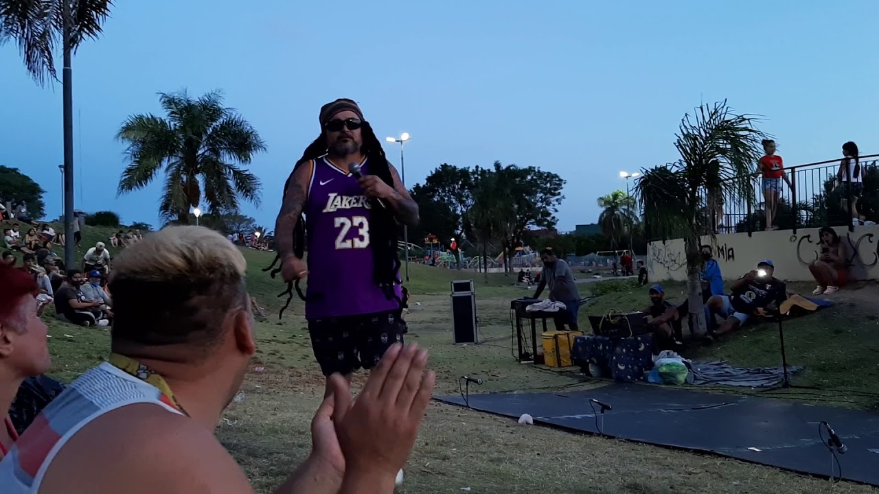 💚 El Chileno - El Fumado 😁 En La Plaza de Mataderos 2020 👏🤣